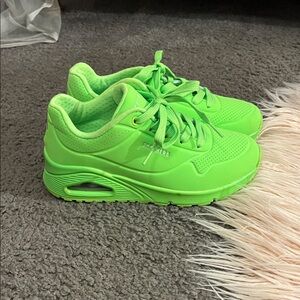 Skechers Women Vibrant Green Sneakers